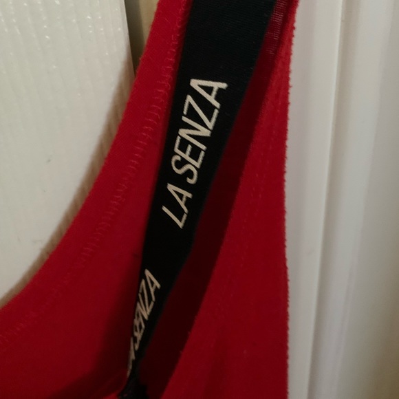 **2 for $20**🛍️ La Senza Red and Black Tank Top with Text on Straps Large - Picture 5 of 8
